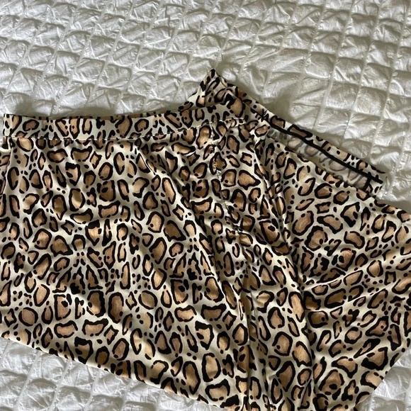 Lane Bryant leopard side ruched midi open slit skirt - Picture 3 of 7